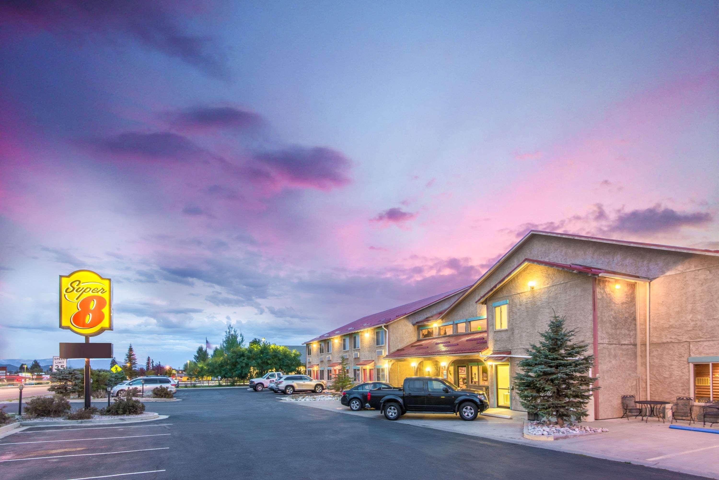 Hotel Super 8 By Wyndham Buena Vista Exteriér fotografie